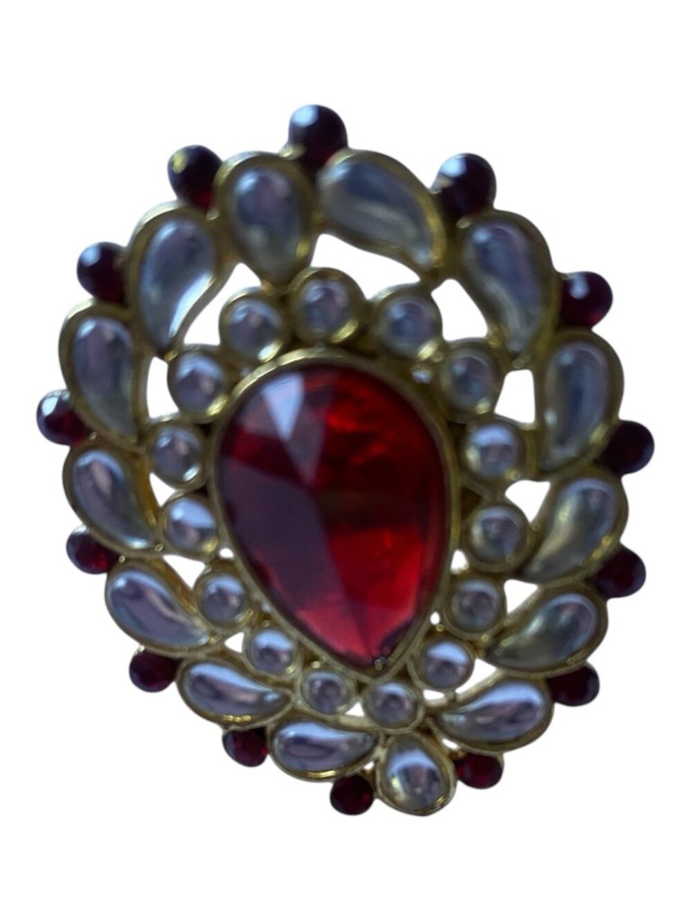 Fabulous jewelled ring